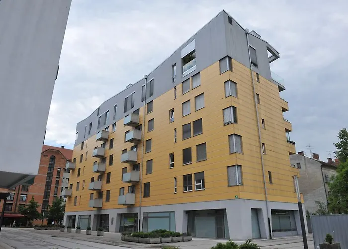 Apartman Anita Tour As *